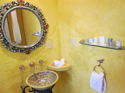 Hotel Casa Magica 4*